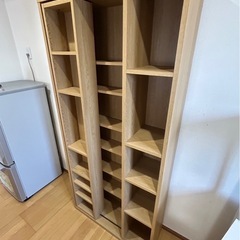 ニトリ　スライド式本棚　エスタンテs 書棚　木製棚の画像