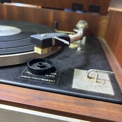 レコードプレーヤーの画像