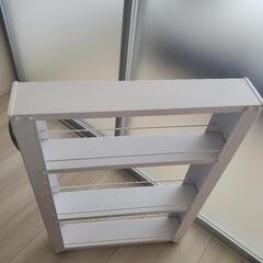 隙間収納の画像