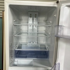 冷蔵庫 MITSUBISHI MR-CX27C-W1 形　2018年製の画像