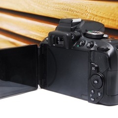 Nikon D5300 ダブルレンズキット ニコン 一眼レフカメラ　Wi-Fiの画像