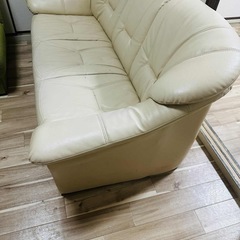 3人ソファーの画像