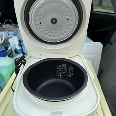 【状態良し/炊飯器3合タイガー製/配達可】の画像
