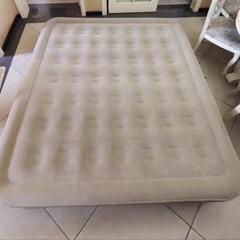 美品・ダブルサイズエアマットレスの画像