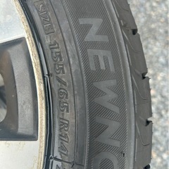 サマータイヤの画像