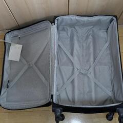 サムソナイトスーツケースの画像
