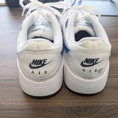 NIKE スニーカー 27センチの画像