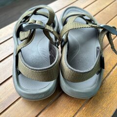 【Teva Hurricane】メンズサンダル カーキ 26センチeva Hurricaneの画像