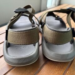【Teva Hurricane】メンズサンダル カーキ 26センチeva Hurricaneの画像