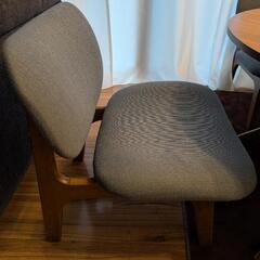 ニトリ ダイニングテーブルセットの画像