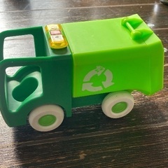 BRIO（ブリオ） マイホームタウン ライト＆サウンド付ごみ収集車　※値下げ交渉可の画像