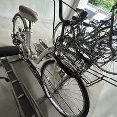 ギア付き自転車　折りたたみ自転車の画像