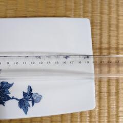 お皿20枚の画像