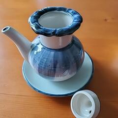 醤油さしと蓋付き小鉢セットの画像
