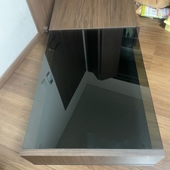 テレビボードの画像