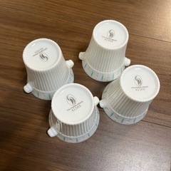 ティーポット&カップ4個セット
の画像
