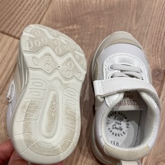 しまむら スニーカー 13.0の画像