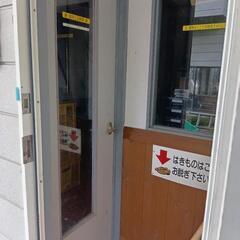 ユニットハウス　元はカラオケボックスの画像