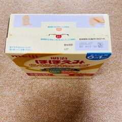 【未使用】ほほえみ　粉末800g×1個（缶）・キューブ200ml×13袋（固形）・らくらくミルク120ml×12缶（液体）の画像