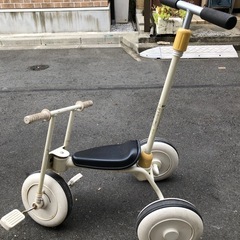 無印良品 三輪車　舵取り棒付き　子供用の画像