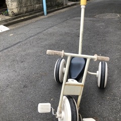無印良品 三輪車　舵取り棒付き　子供用の画像