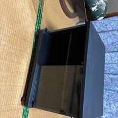テレビ台ですの画像