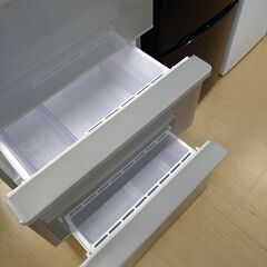 リユースのサカイ浦和店 【E179】⚫️冷蔵庫 AQUA AQR-27J 2020の画像