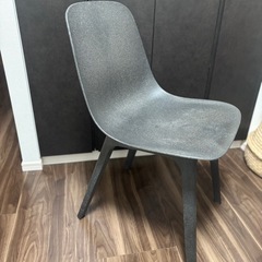 IKEA ODGER イケア オドゲル 
ダイニングチェア   　の画像