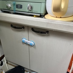 食器棚　の画像