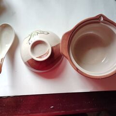 蓋がお茶碗にも使える土鍋の画像
