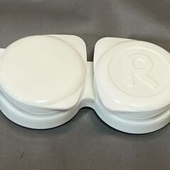 コンタクトレンズケース　70個超の画像
