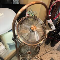 （受付終了）3連 メタル扇風機 一部難あり 動作品 ドウシシャ製の画像