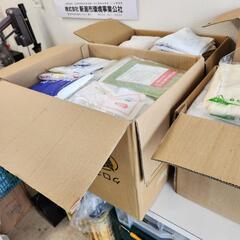 【段ボール４箱分】粗品タオル　まとめて　大量　保管品の画像