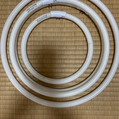 蛍光灯　新品、中古多数の画像