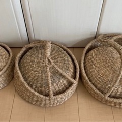 【決まりました】カゴ　3点セット　折り畳み可　収納　ラタン　竹　レトロ　ヴィンテージの画像