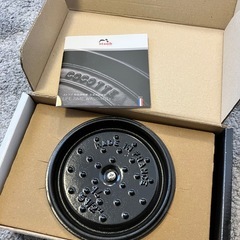 【新品未使用】ストウブ staub ピコココット ラウンド 14cm グレーの画像
