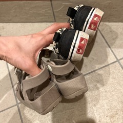 アプレレクールサンダル，バンズ，スニーカーの画像