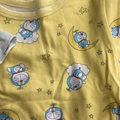 UNIQLOパジャマ90㎝3セットの画像
