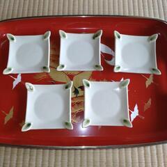 【実家】大皿２枚と小皿10枚の画像
