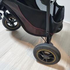 Apricaベビーカーの画像