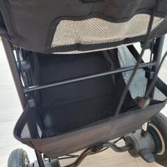 Apricaベビーカーの画像