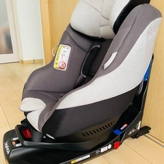 【美品・使用15回】コンビ クルリラ Cururila チャイルドシート ISOFIX 回転式 新生児〜4歳の画像