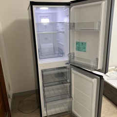 24年製　スタイリッシュ冷蔵庫　杉並区　8/14-17引き取り可能希望　スタイリッシュ　状態良好◎の画像