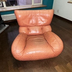 【お話し中】1人がけ回転するソファの画像