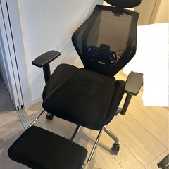 DEVAISE オフィスチェア リクライニング160° フットレスト付きの画像