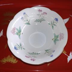 【実家】植物柄 深皿１枚の画像
