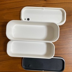 お弁当箱の画像