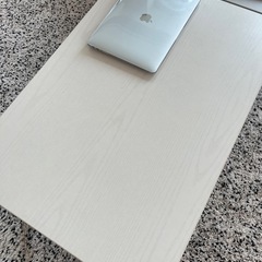 リフトアップテーブルの画像