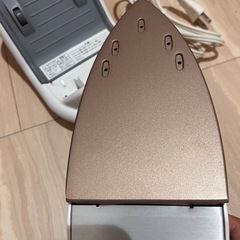 日立　コードレススチームアイロンの画像