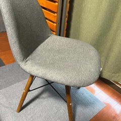 椅子の画像